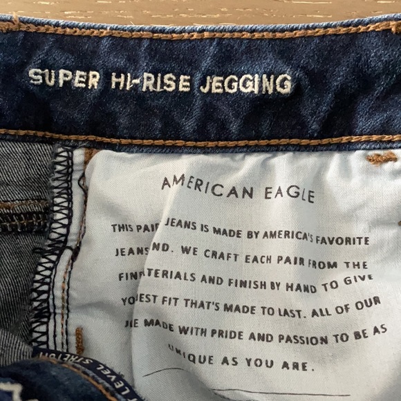 American Eagle Super Hi-Rise Jegging Size 4 - Picture 5 of 7